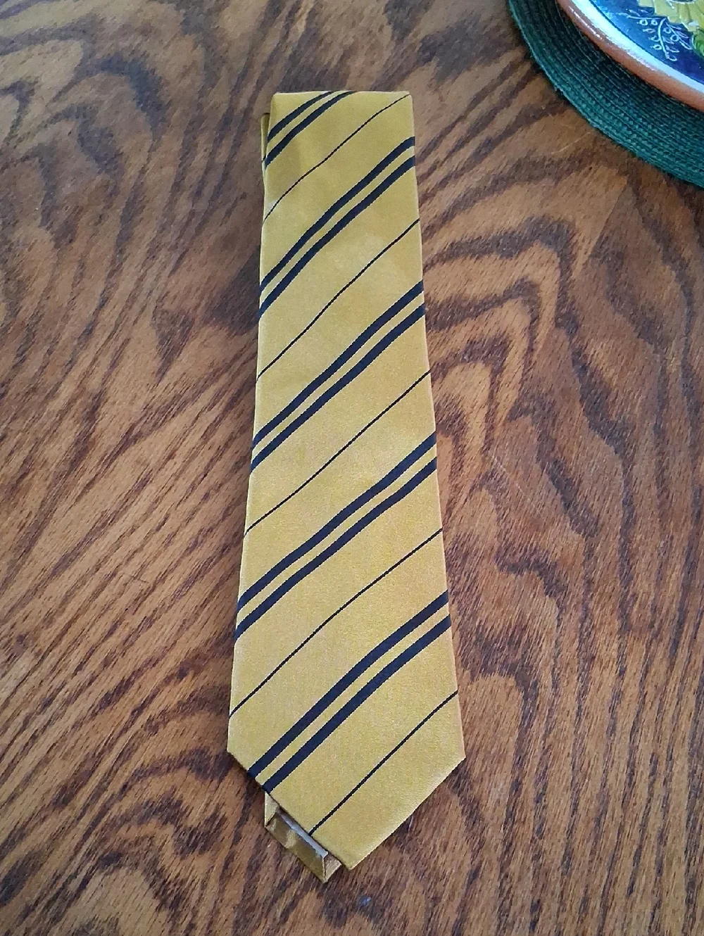 Harry Potter Hufflepuff House Gold Black Stripe 100% Silk Neck Tie